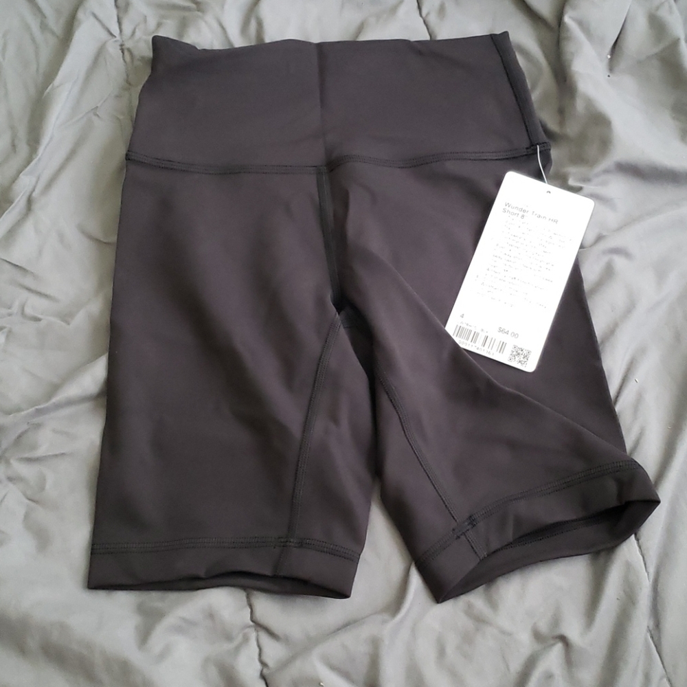 Wunder train HR short 8" #